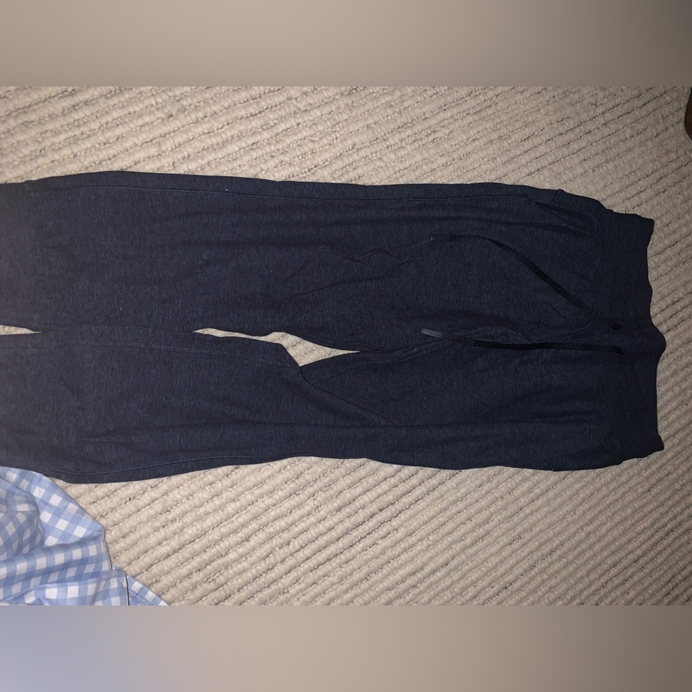 Lulu joggers